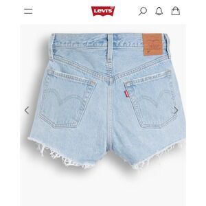 Levis 501® Original Fit High Rise Women's denim Shorts‎ light wash size 8